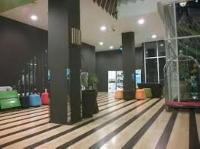 Maxonehotels.Com At Tidar Surabaya Exterior photo
